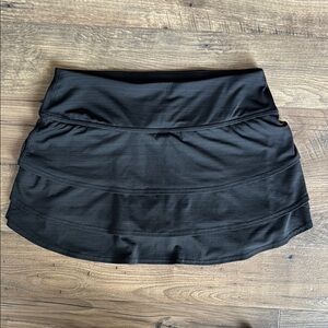 Athleta Athletic Skort / Skirt with Shorts Black